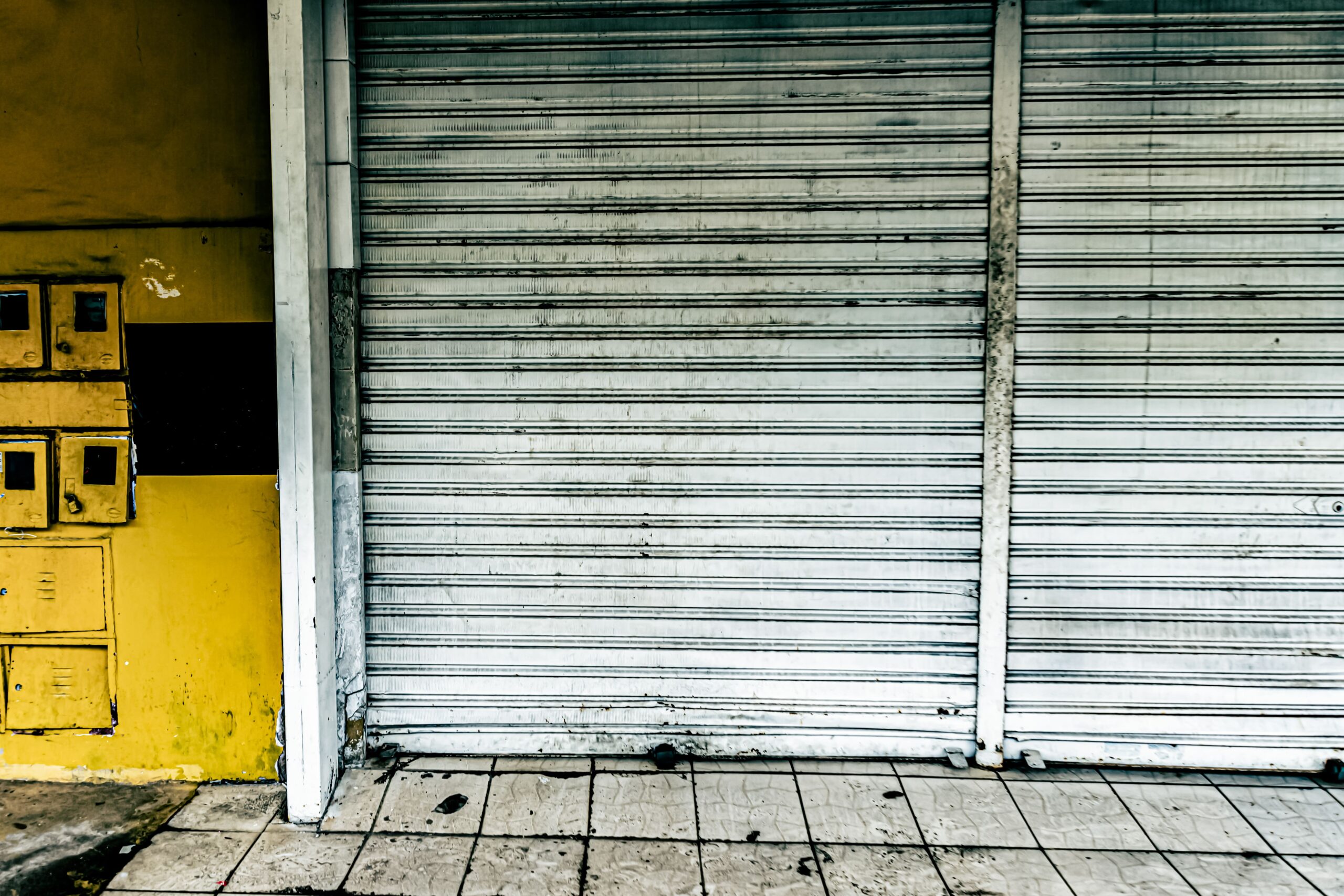 Is the Atlantic Air Killing Your Garage Door? A Boston Homeowner’s Guide to Coastal Maintenance